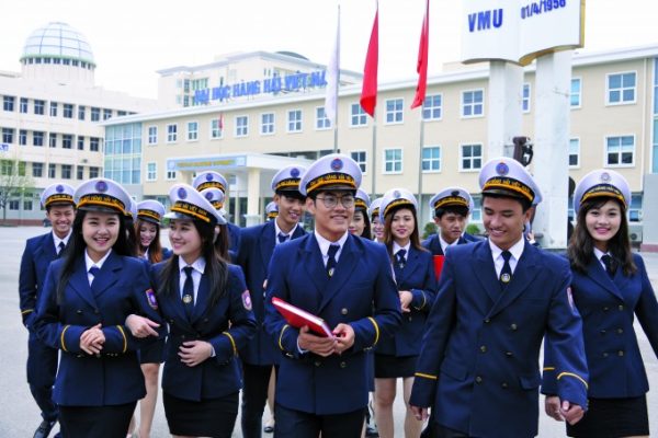 Làm Bằng Đại Học Hàng Hải Uy Tín Chất Lượng